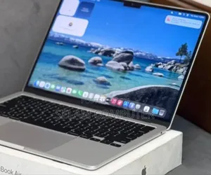New Laptop Apple MacBook Air 2024 M3 13-inch 16GB Apple M3 SSD 256GB