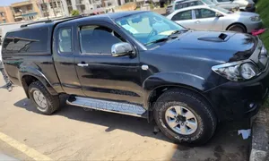 Toyota Hilux 2.5 D-4D SRX 2010 Black