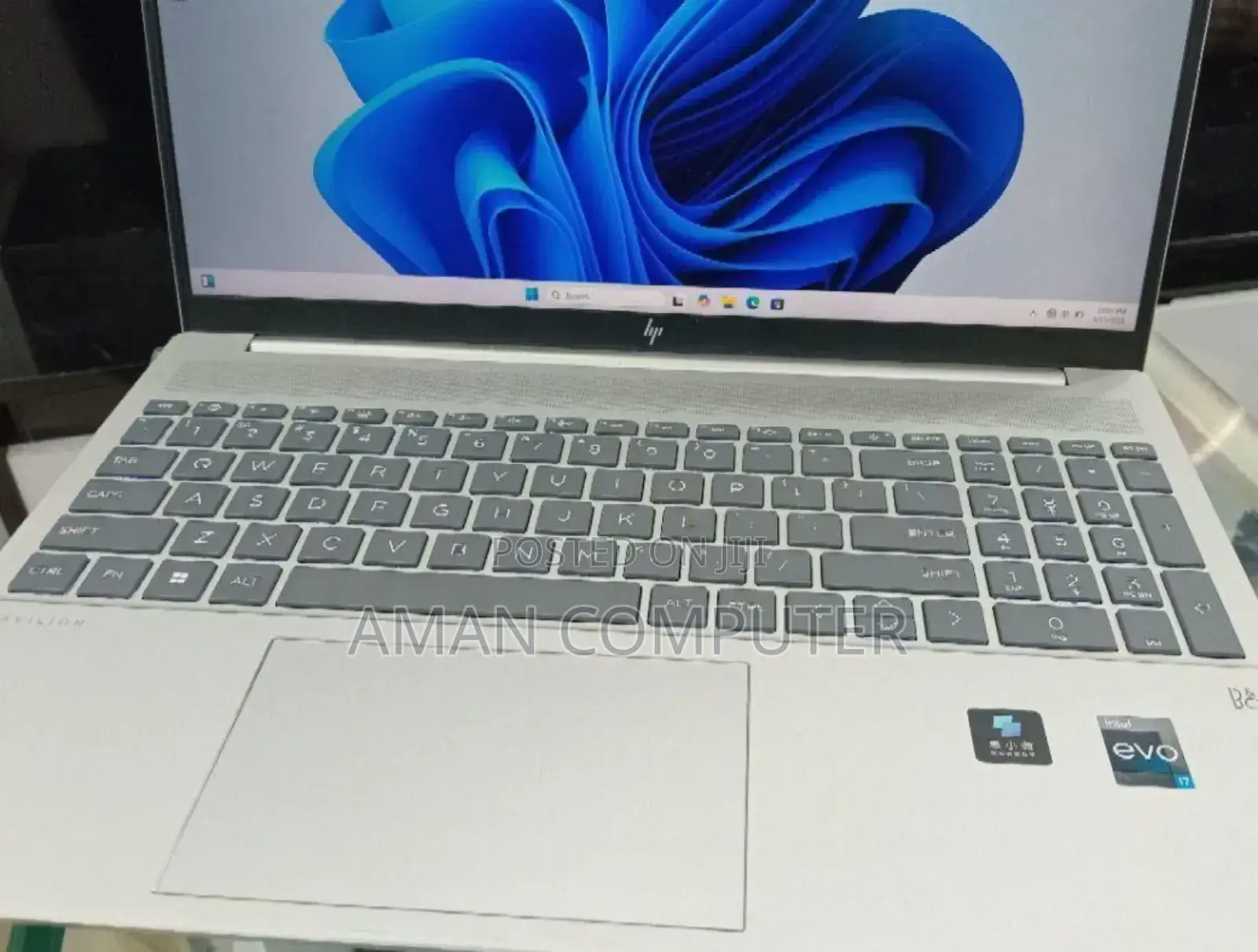 New Laptop HP Pavilion 15 16GB Intel Core i7 SSD 1T
