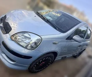 Toyota Vitz 1.0 FWD 5dr 2004 Blue