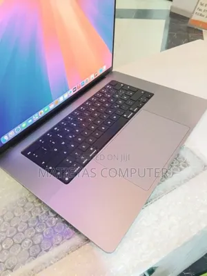 New Laptop Apple MacBook Pro 2021 M1 Max 64GB Apple M1 Max SSD 1T