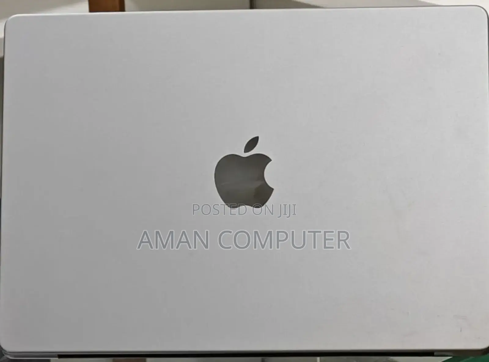 New Laptop Apple MacBook Pro 2023 M3 14-inch 8GB Apple M3 SSD 512GB