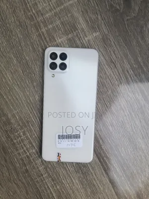 New Samsung Galaxy M33 128 GB White