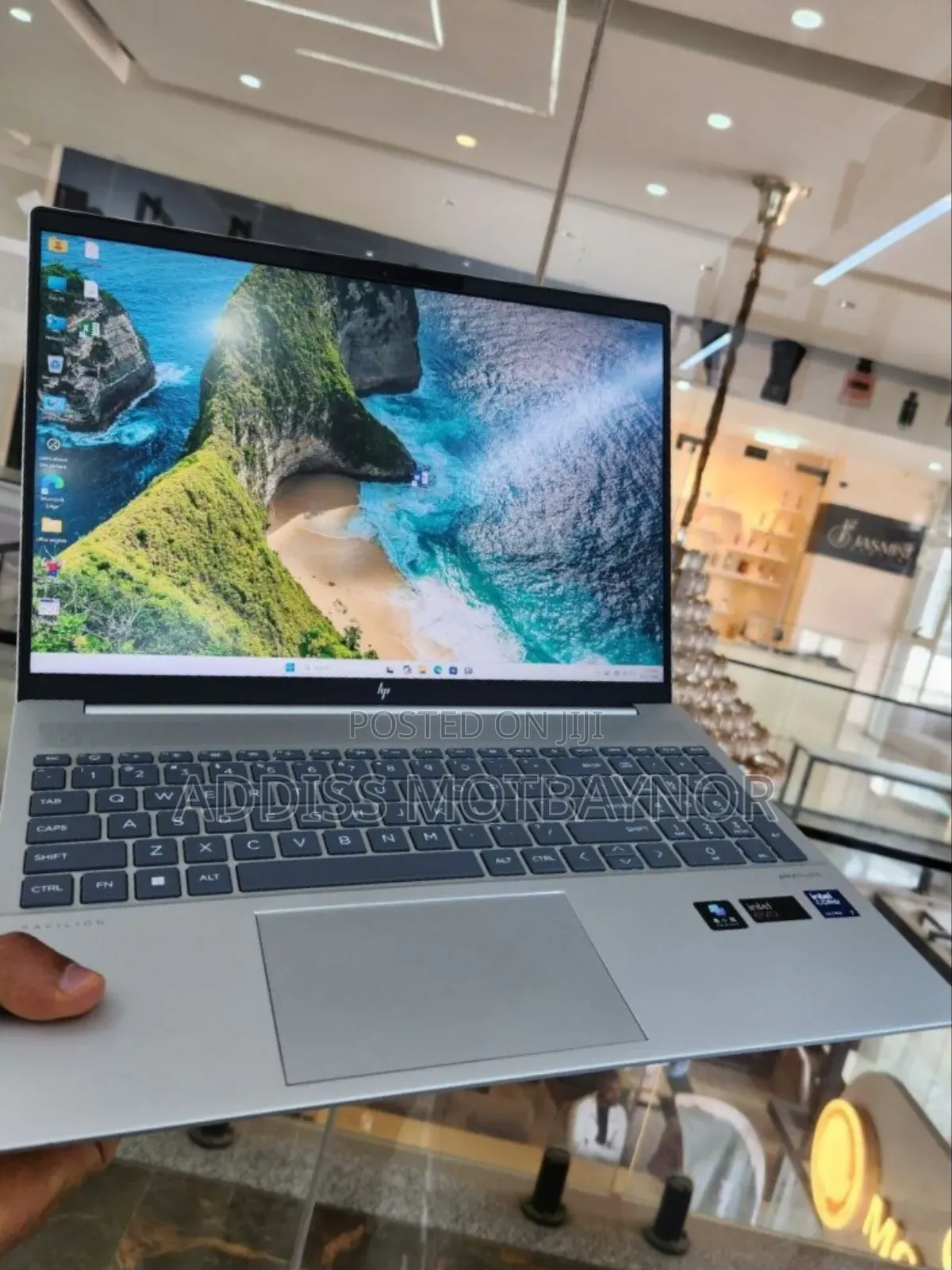 New Laptop HP EliteBook 840 16GB Intel Core i7 SSD 512GB