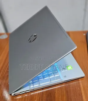 New Laptop HP Pavilion 15 8GB Intel Core i5 SSD 256GB