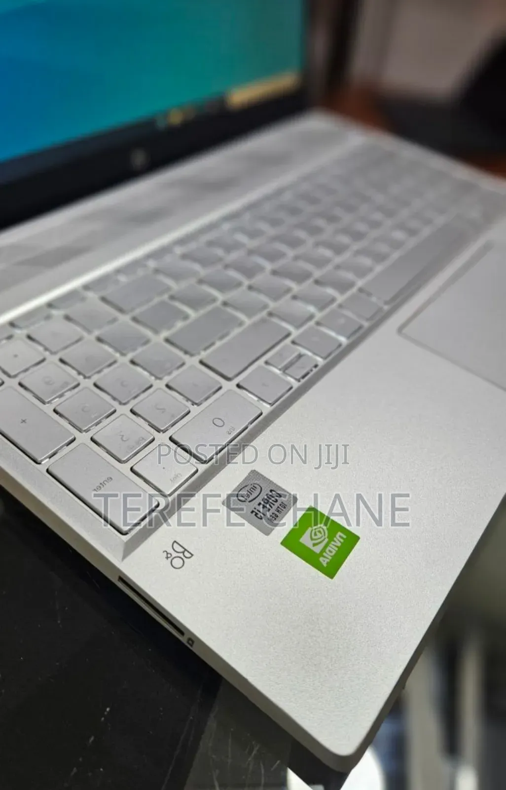 New Laptop HP Pavilion 15 8GB Intel Core i5 SSD 256GB
