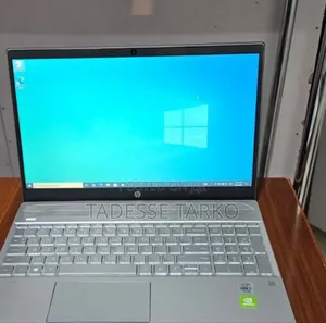 New Laptop HP Pavilion 15 8GB Intel Core i5 SSD 256GB