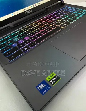 New Laptop MSI Vector 16 HX AI A2XWIG 32GB Intel Core Ultra 7 SSD 512GB