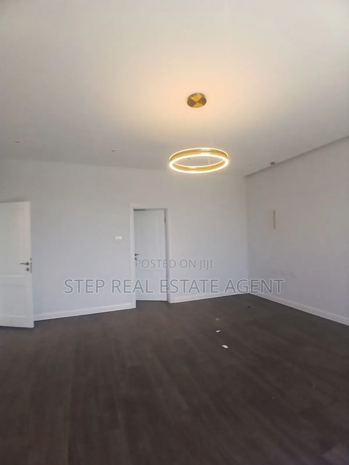 8bdrm House in Bole for sale