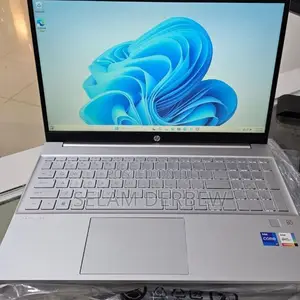 New Laptop HP Pavilion 15 8GB Intel Core i7 SSD 512GB