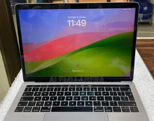 New Laptop Apple MacBook Pro 2019 8GB Intel Core i5 SSD 128GB
