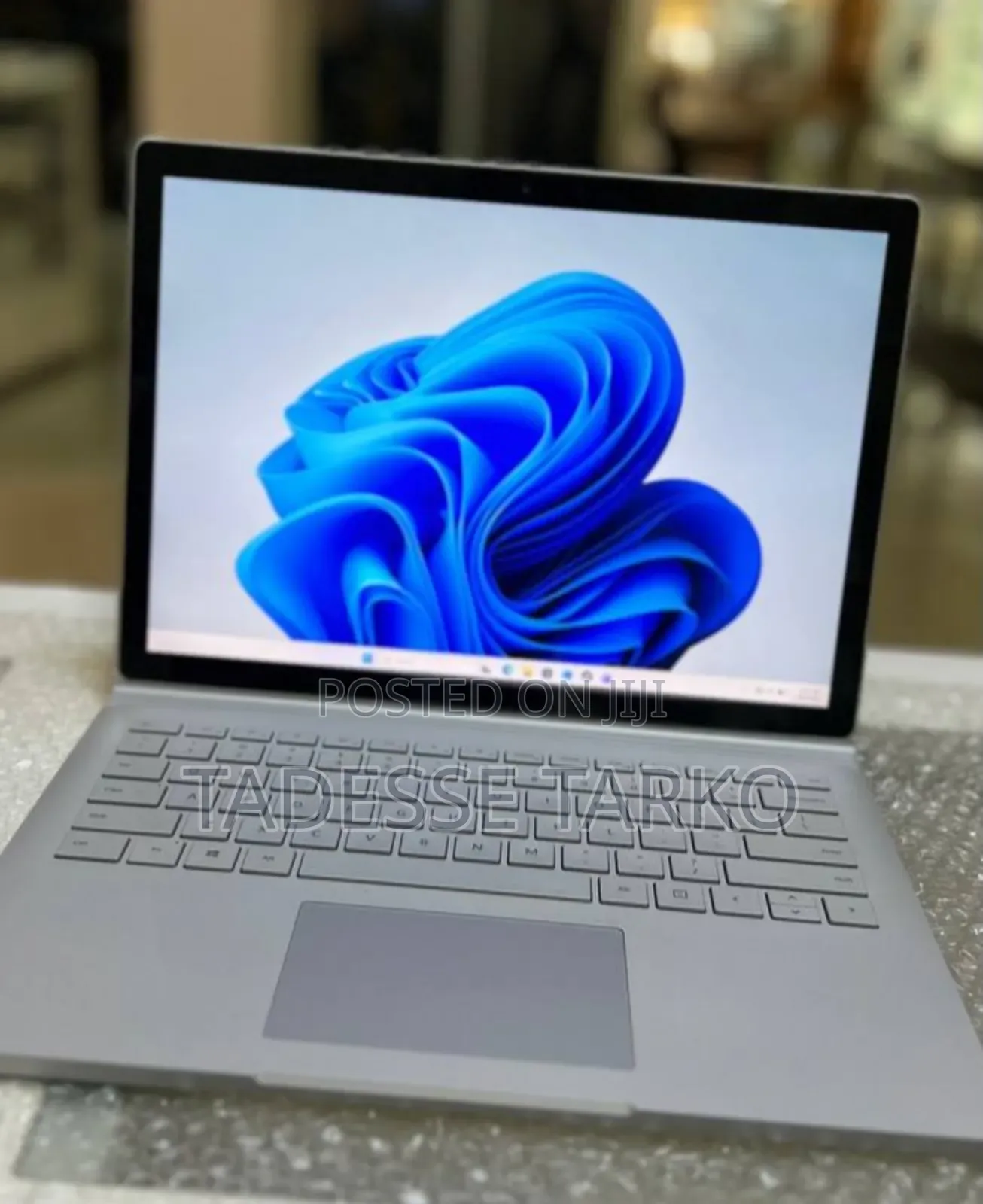 New Laptop Microsoft Surface Book 3 16GB Intel Core i7 SSD 256GB