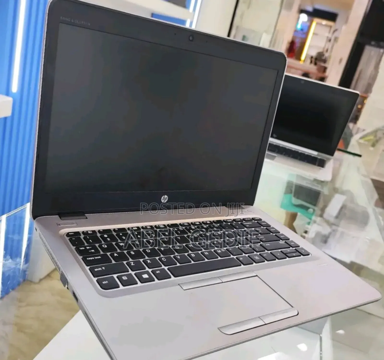 New Laptop HP 8GB Intel Core i5 HDD 1T