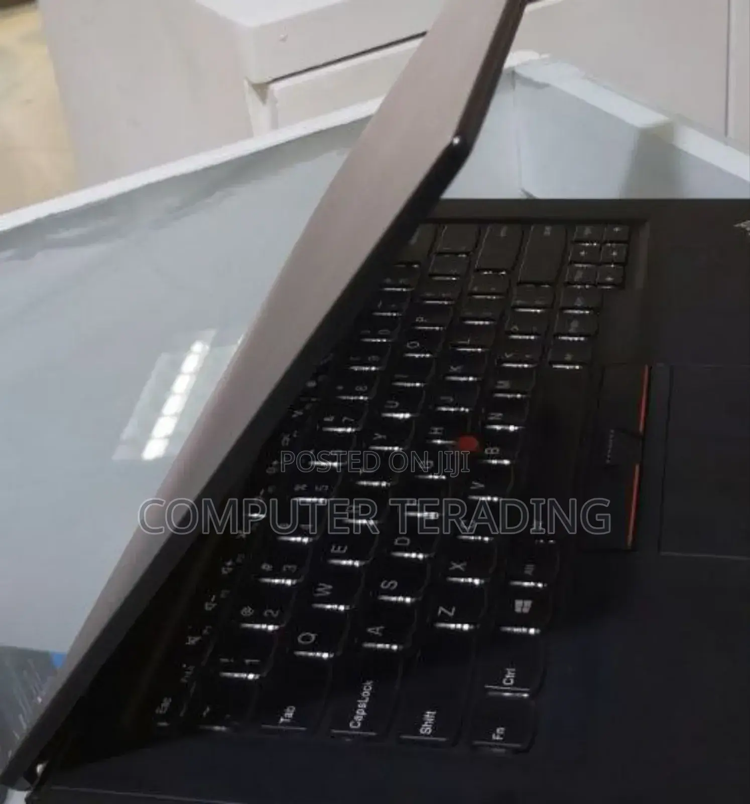 New Laptop Lenovo ThinkPad X1 Carbon 8GB Intel Core i5 SSD 512GB