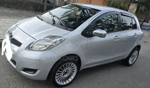 Toyota Yaris 2008 Silver