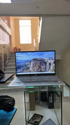New Laptop HP Pavilion 15 8GB Intel Core i5 SSD 512GB