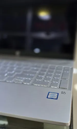New Laptop HP Pavilion 15 12GB Intel Core i5 HDD 1T