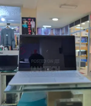 New Laptop HP Pavilion 15 12GB Intel Core i5 HDD 1T
