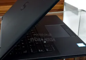 Laptop Dell Latitude E5570 8GB Intel Core i5 SSD 256GB