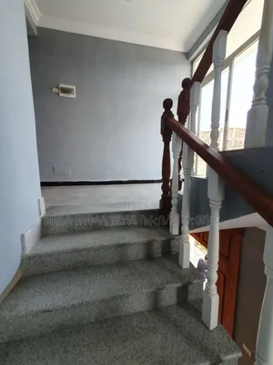 Furnished 10bdrm Townhouse/Terrace in Kebena Area, Arada for sale