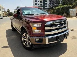 Ford F-150 Lariat 4x2 SuperCab Styleside 6.5 ft. box 145 in. WB 2018 Red