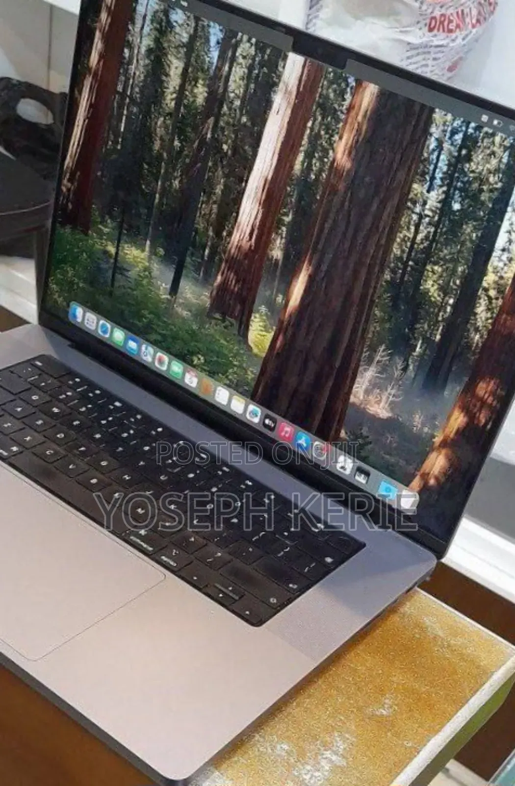 New Laptop Apple MacBook Pro M1 32GB Apple M1 Pro SSD 512GB