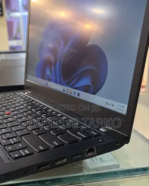 New Laptop Lenovo ThinkPad T470s 8GB Intel Core i5 SSD 512GB