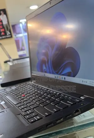 New Laptop Lenovo ThinkPad T470s 8GB Intel Core i5 SSD 512GB