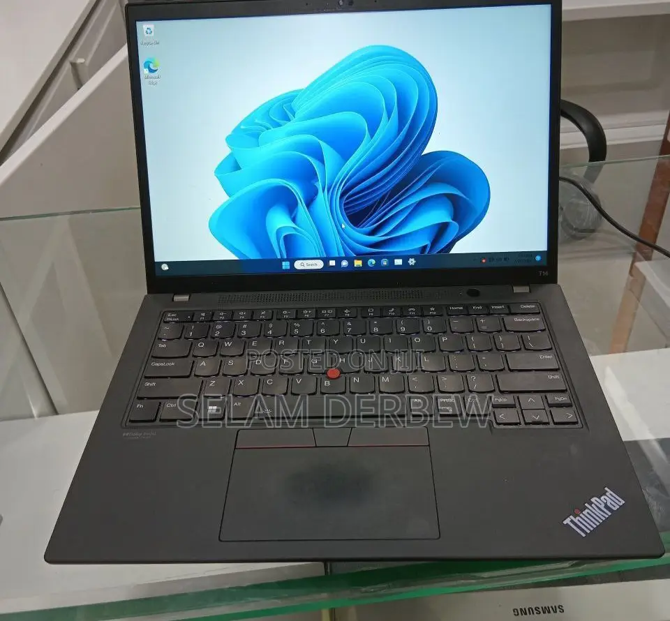 New Laptop Lenovo ThinkPad T14 16GB Intel Core i7 SSD 512GB