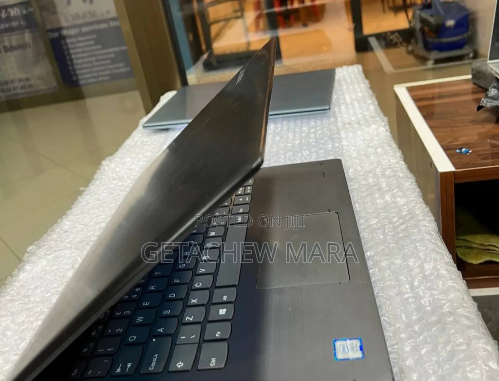 New Laptop Lenovo Ideapad 3 4GB Intel Core i5 SSD 1T