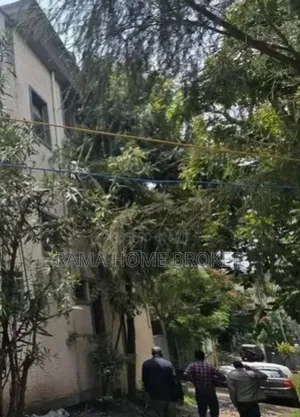 Furnished 3bdrm Apartment in ጋርመንት, Yeka for sale