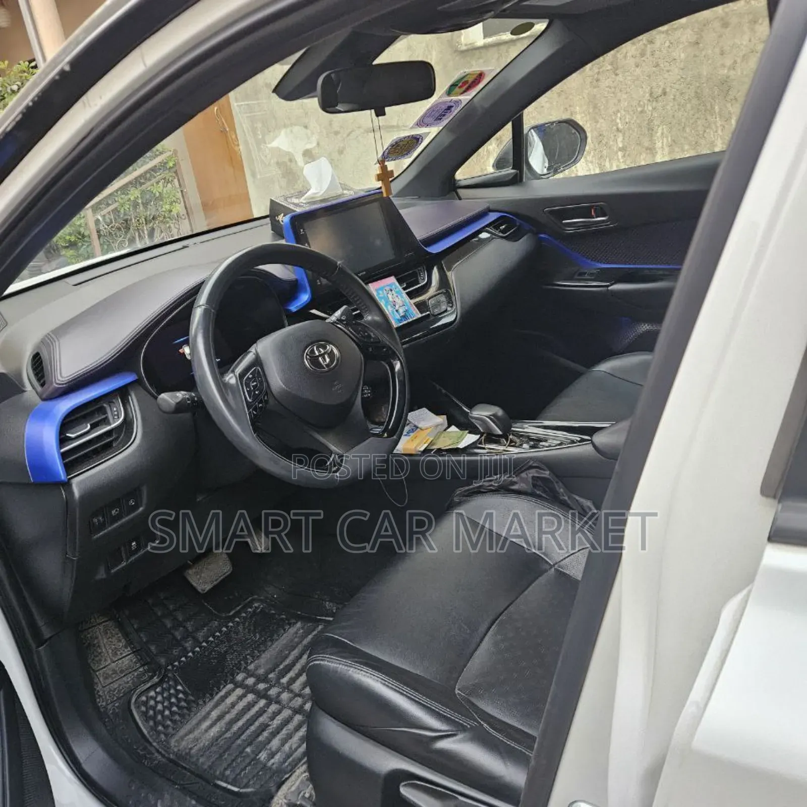 Toyota C-HR 2022 White
