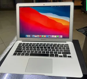 New Laptop Apple MacBook Air 2014 8GB Intel Core i7 SSD 128GB