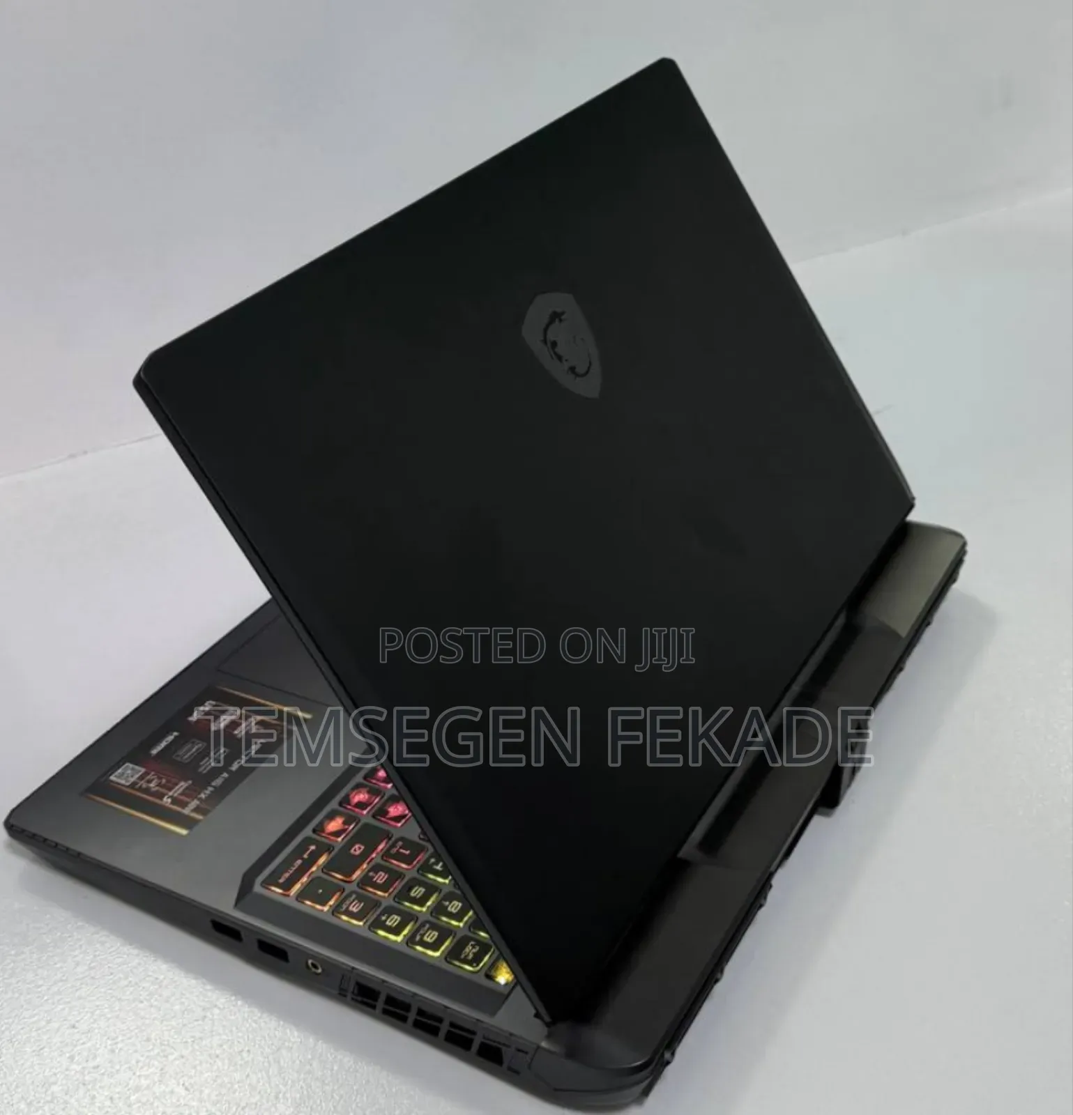 New Laptop MSI Vector 16 HX AI A2XWIG 16GB Intel Core i9 SSD 1T