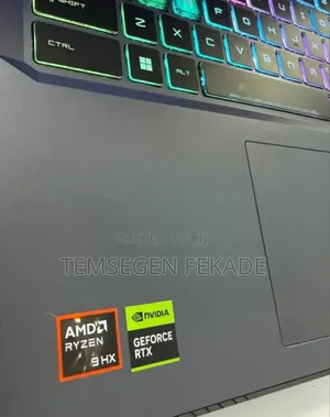 New Laptop MSI Vector 16 HX AI A2XWIG 16GB Intel Core i9 SSD 1T