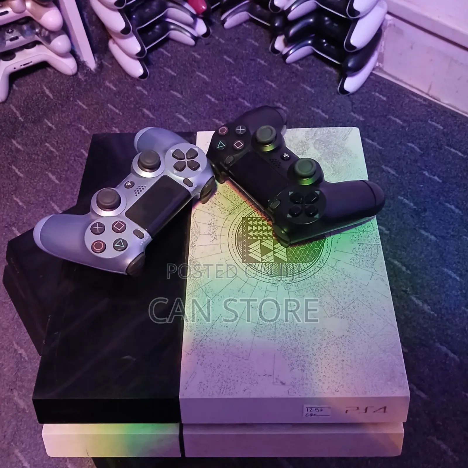 Playstation 4fat With 2joystick 5games እኛ ጋር ሁሉንም አይነት Ps ማግኘት ይችላሉ