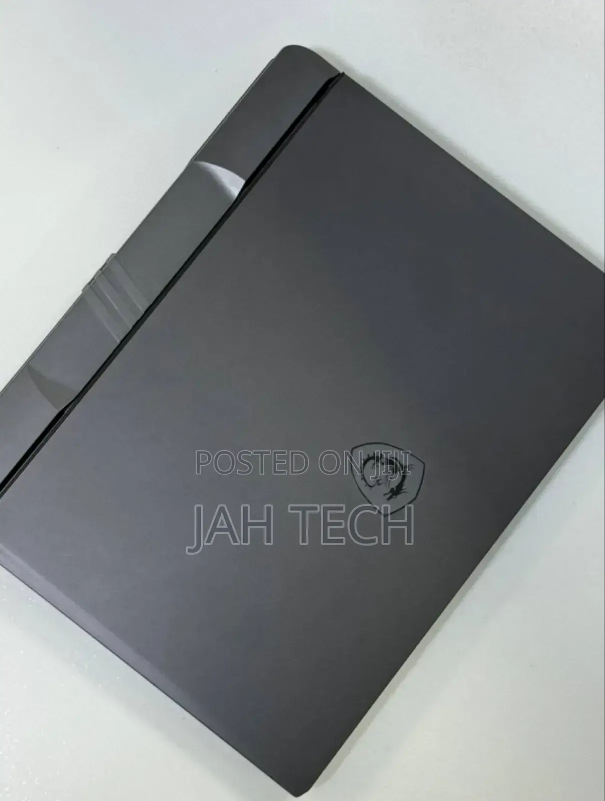 New Laptop MSI Vector 16 HX AI A2XWIG 16GB AMD Ryzen 9 SSD 1T