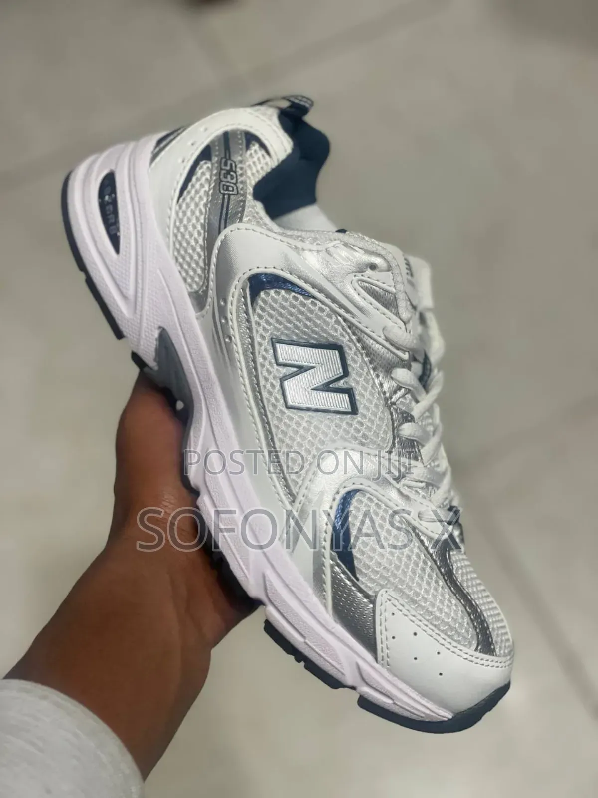 New Balance 530