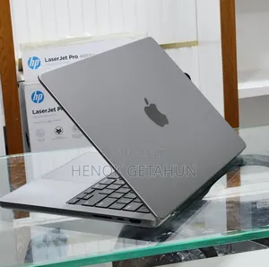 New Laptop Apple MacBook Pro M1 16GB Apple M1 Pro SSD 512GB