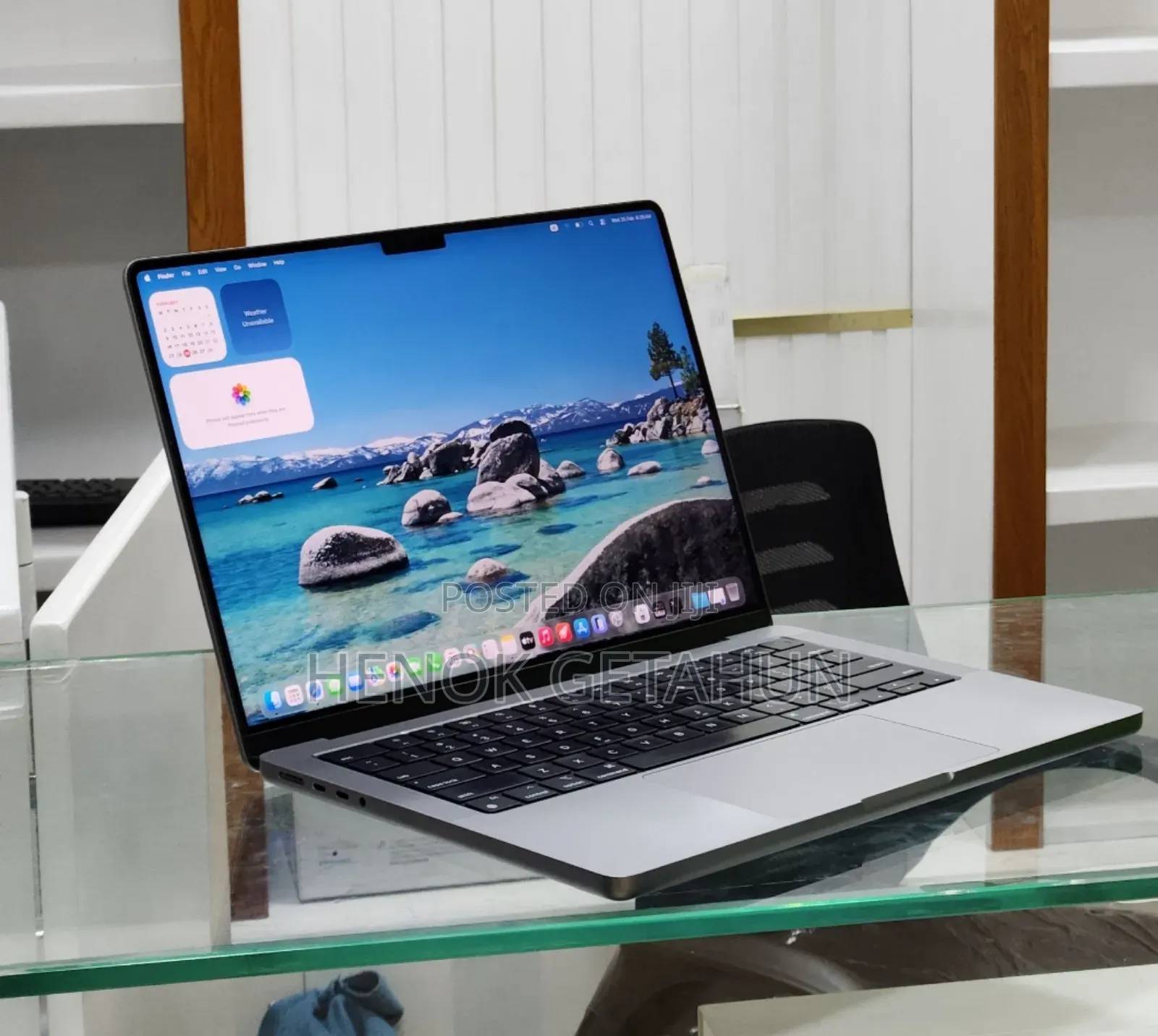 New Laptop Apple MacBook Pro M1 16GB Apple M1 Pro SSD 512GB
