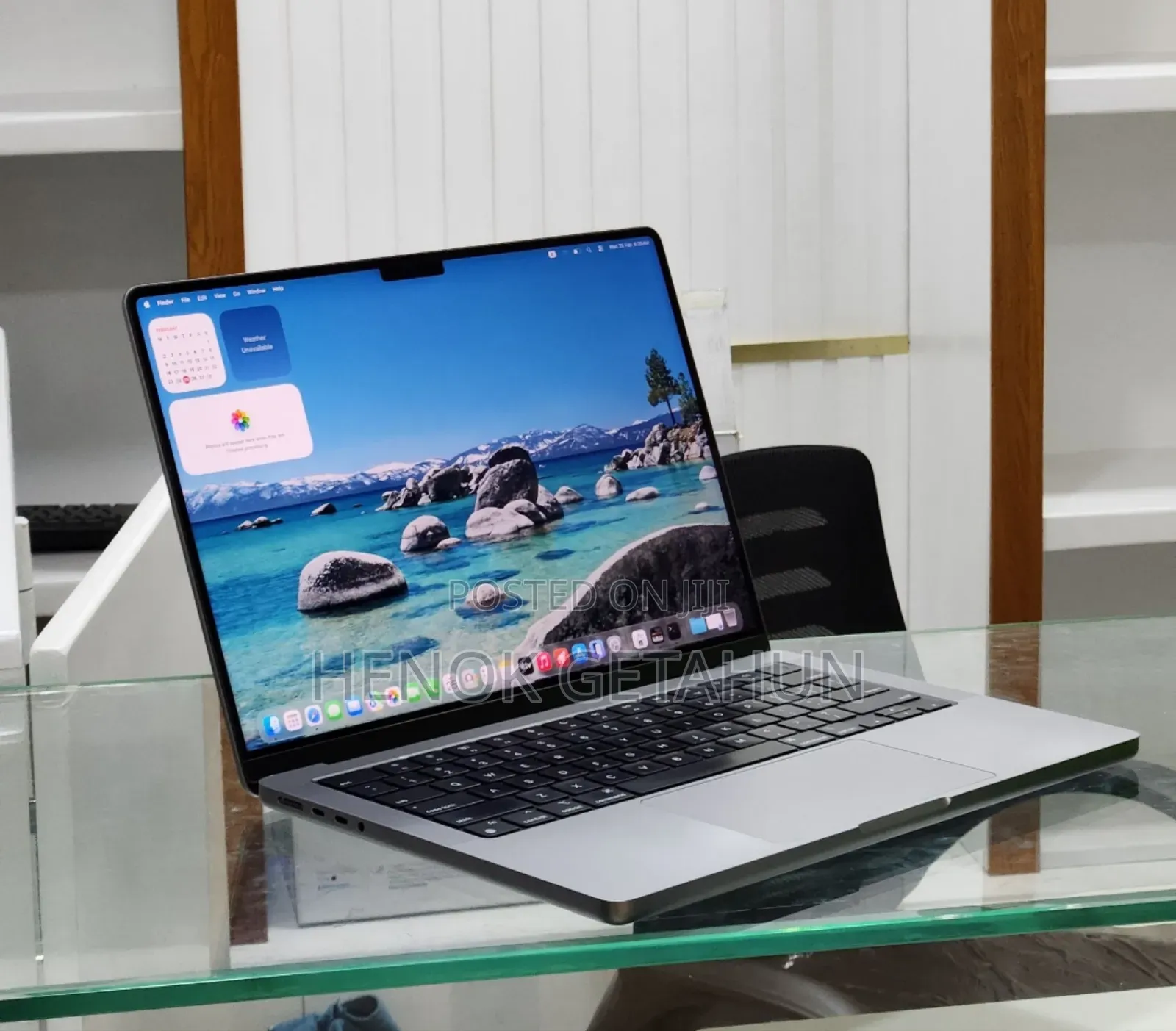 New Laptop Apple MacBook Pro M1 16GB Apple M1 Pro SSD 512GB