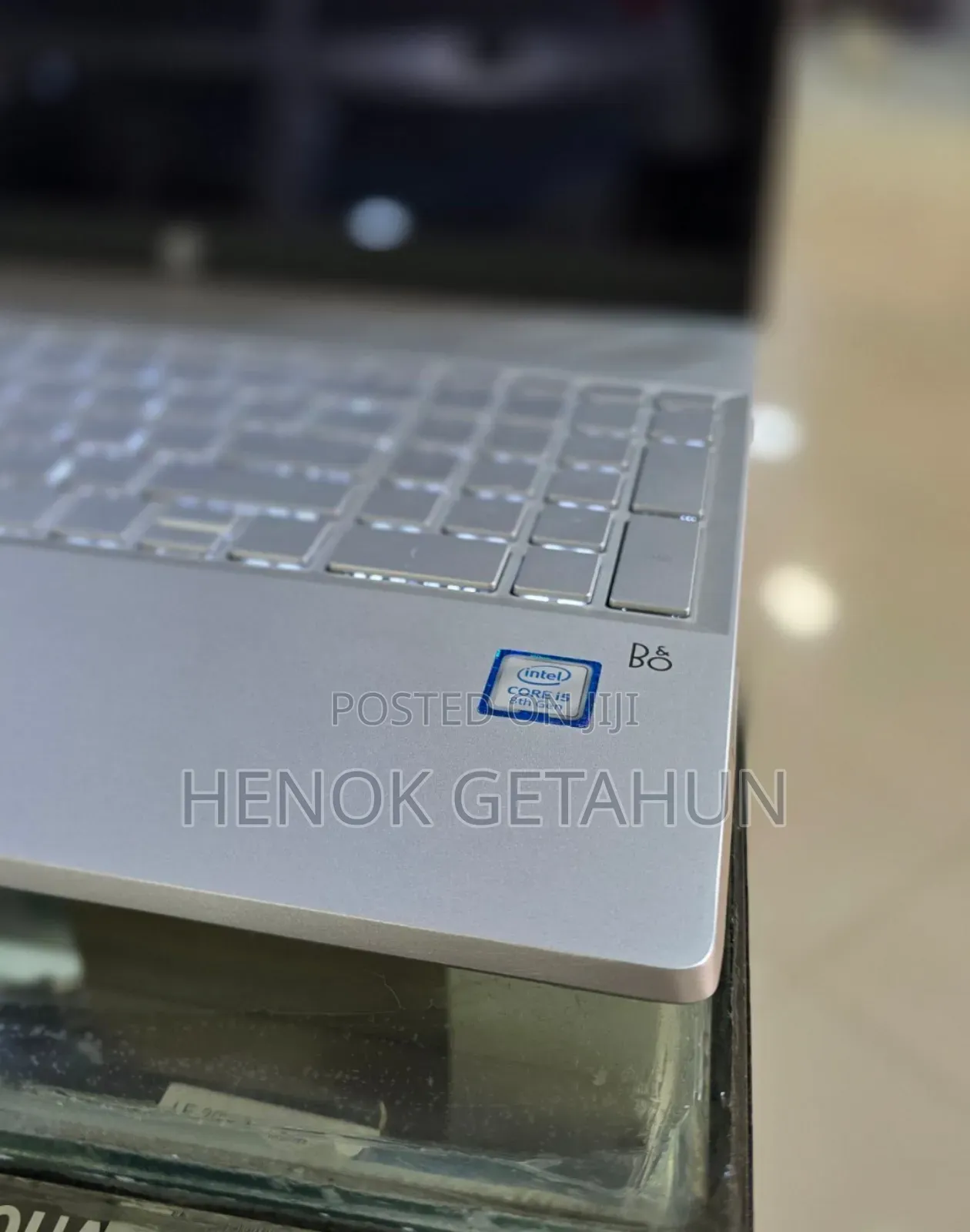 New Laptop HP Pavilion 15 8GB Intel Core i5 HDD 1T