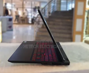New Laptop Lenovo Y70 16GB Nvidia HDD+SSD 1.5T