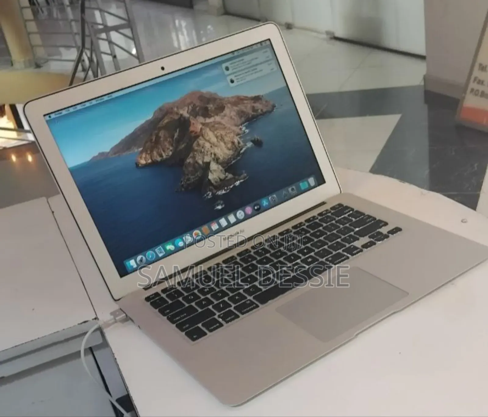 New Laptop Apple MacBook Air 2015 4GB Intel Core i5 SSD 256GB