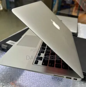 New Laptop Apple MacBook Air 2014 8GB Intel Core i7 SSD 128GB