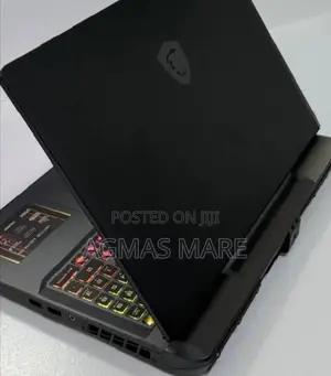 New Laptop MSI Vector 16 HX AI A2XWIG 16GB AMD Ryzen 9 SSD 1T