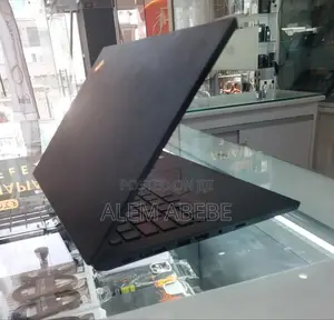 New Laptop Lenovo ThinkPad T14 16GB Intel Core i7 SSD 512GB