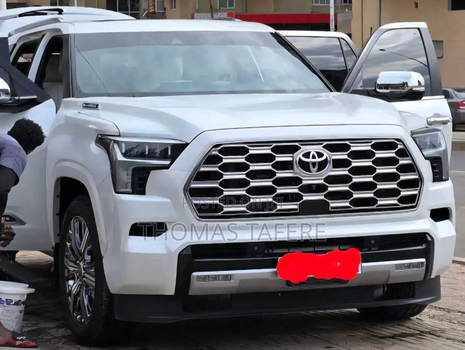 Toyota Sequoia 2024