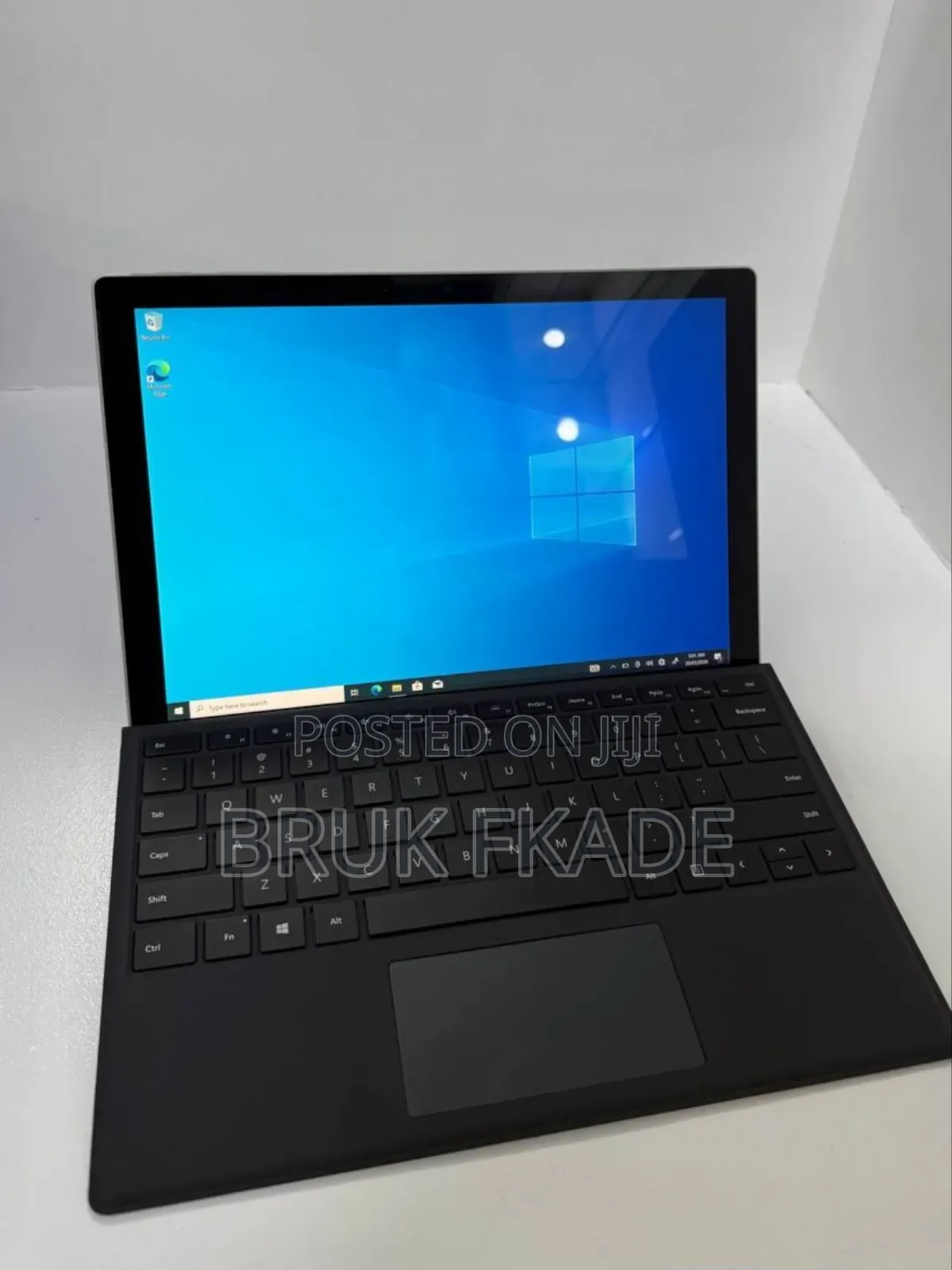 New Laptop Microsoft Surface Pro 7 16GB Intel Core i5 SSD 256GB