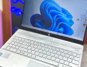 New Laptop HP Pavilion 15 8GB Intel Core i7 SSD 512GB